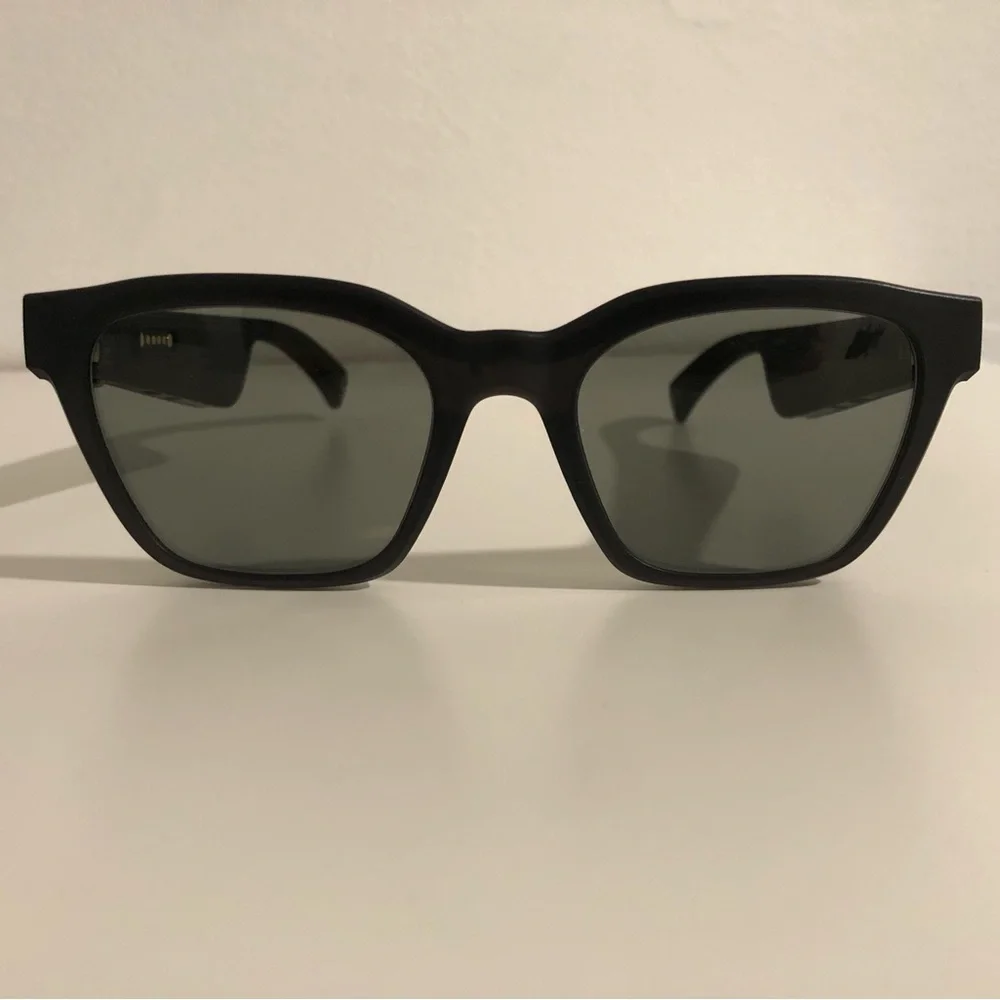 NEW - Bose Frames Alto S/M - Bluetooth Audio Sunglasses